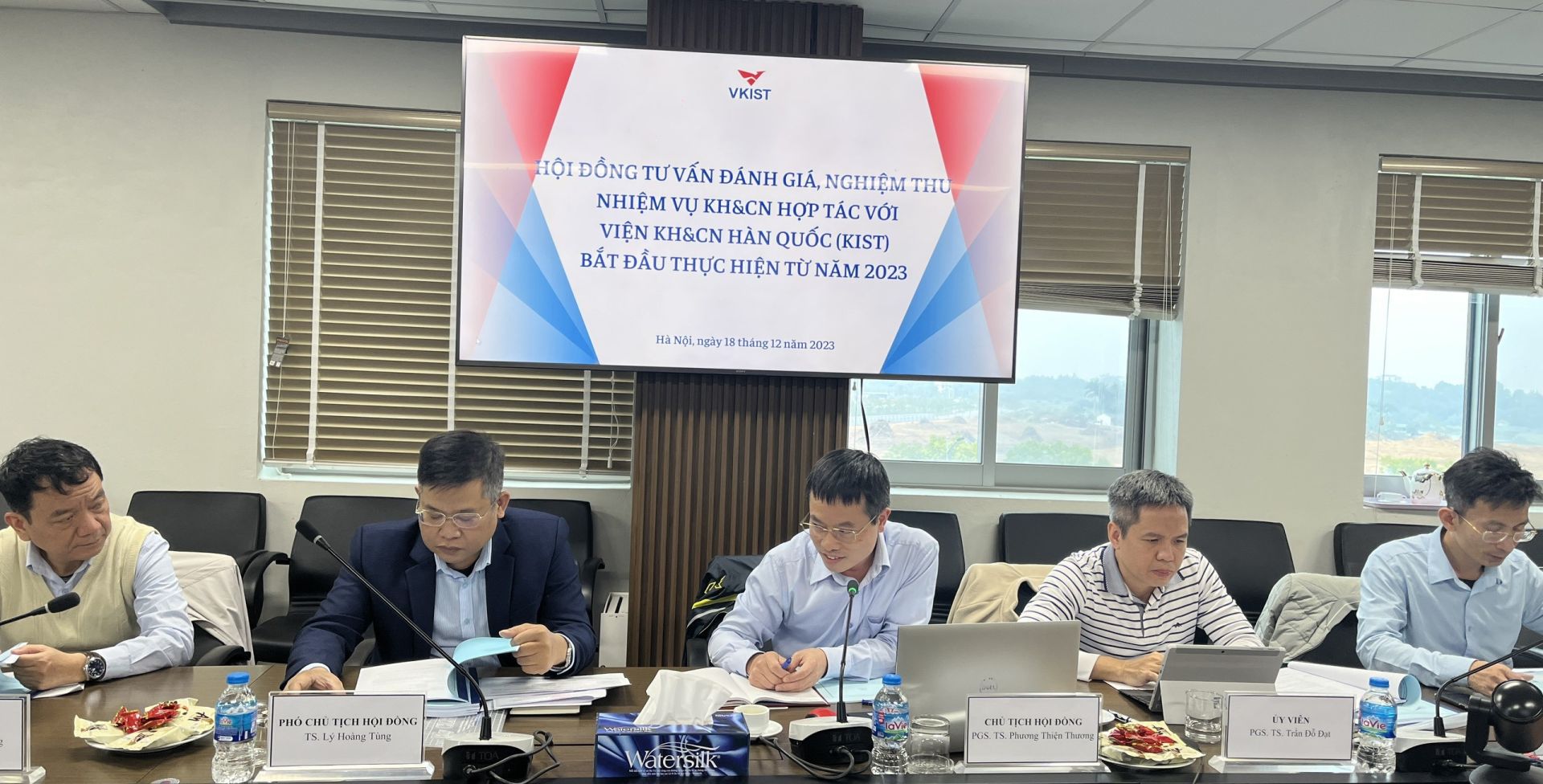 Hội đồng tư vấn đánh giá, nghiệm thu nhiệm vụ KH&CN hợp tác với Viện KH&CN Hàn Quốc (KIST) bắt đầu thực hiện từ năm 2023