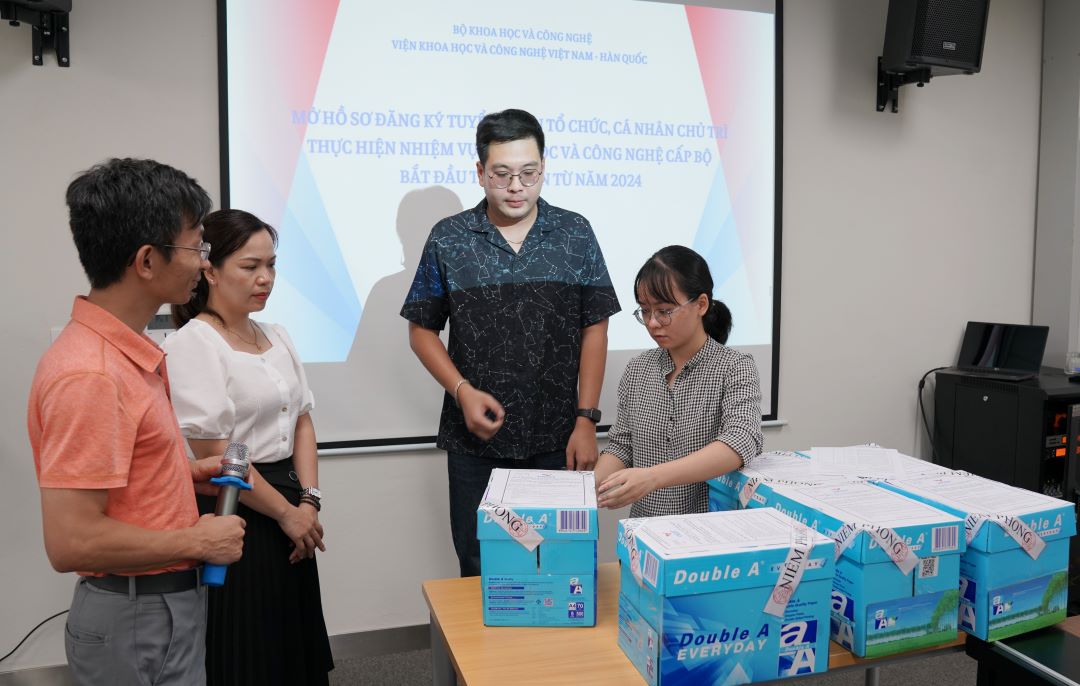 VKIST mở hồ sơ tham gia tuyển chọn tổ chức, cá nhân chủ trì nhiệm vụ khoa học và công nghệ cấp Bộ bắt đầu thực hiện từ năm 2024.