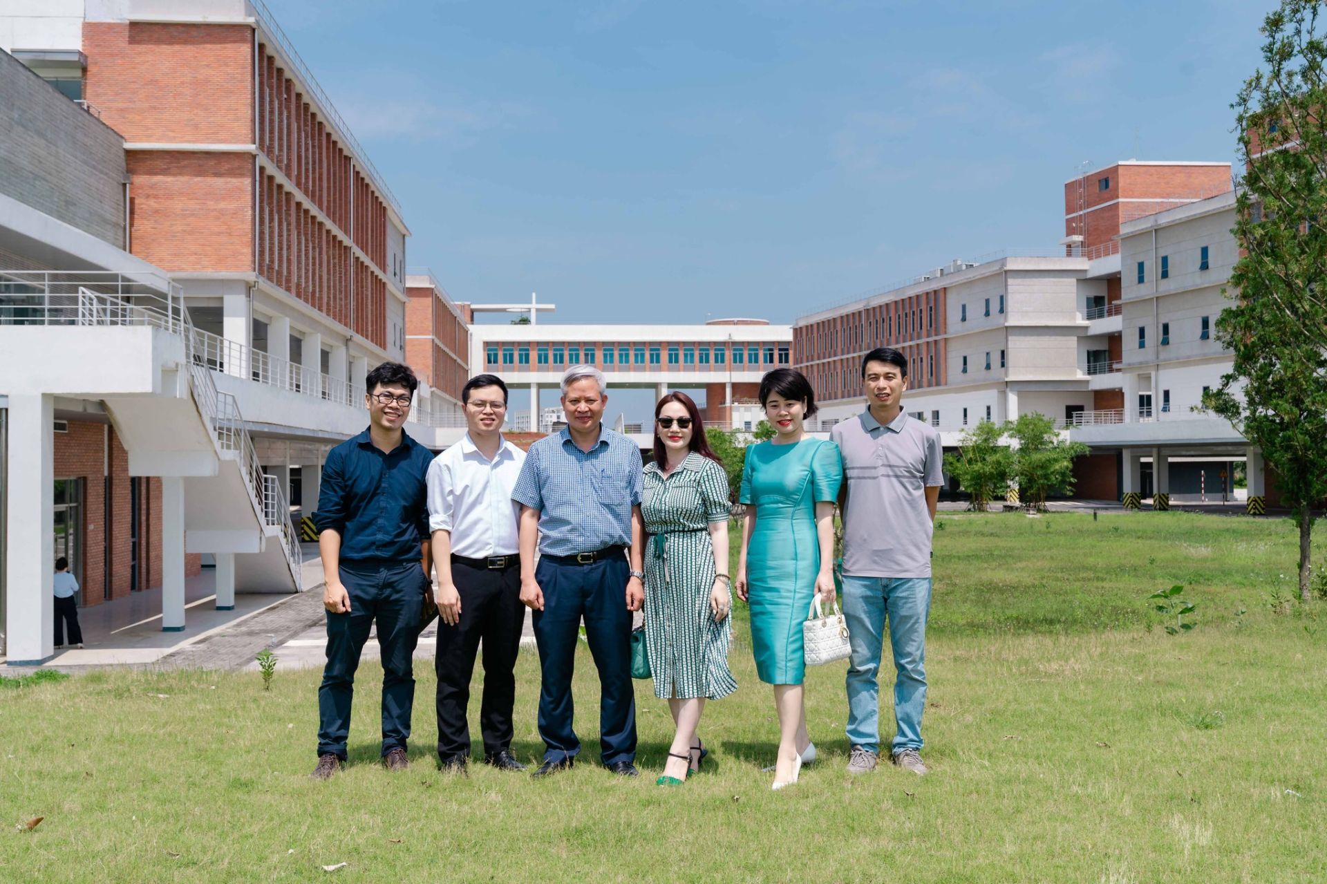 VKIST cùng Iris School hợp tác xây dựng chương trình hướng nghiệp cho học sinh