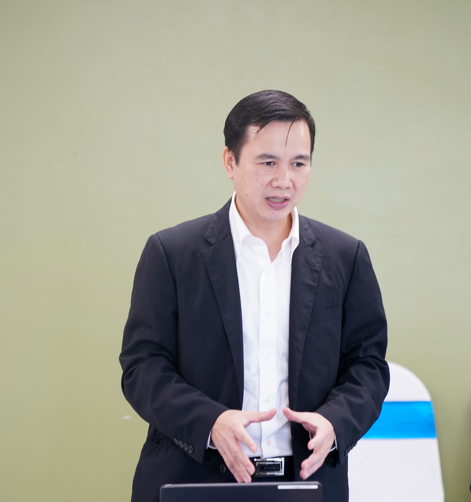 Thu-truong-Duy-2