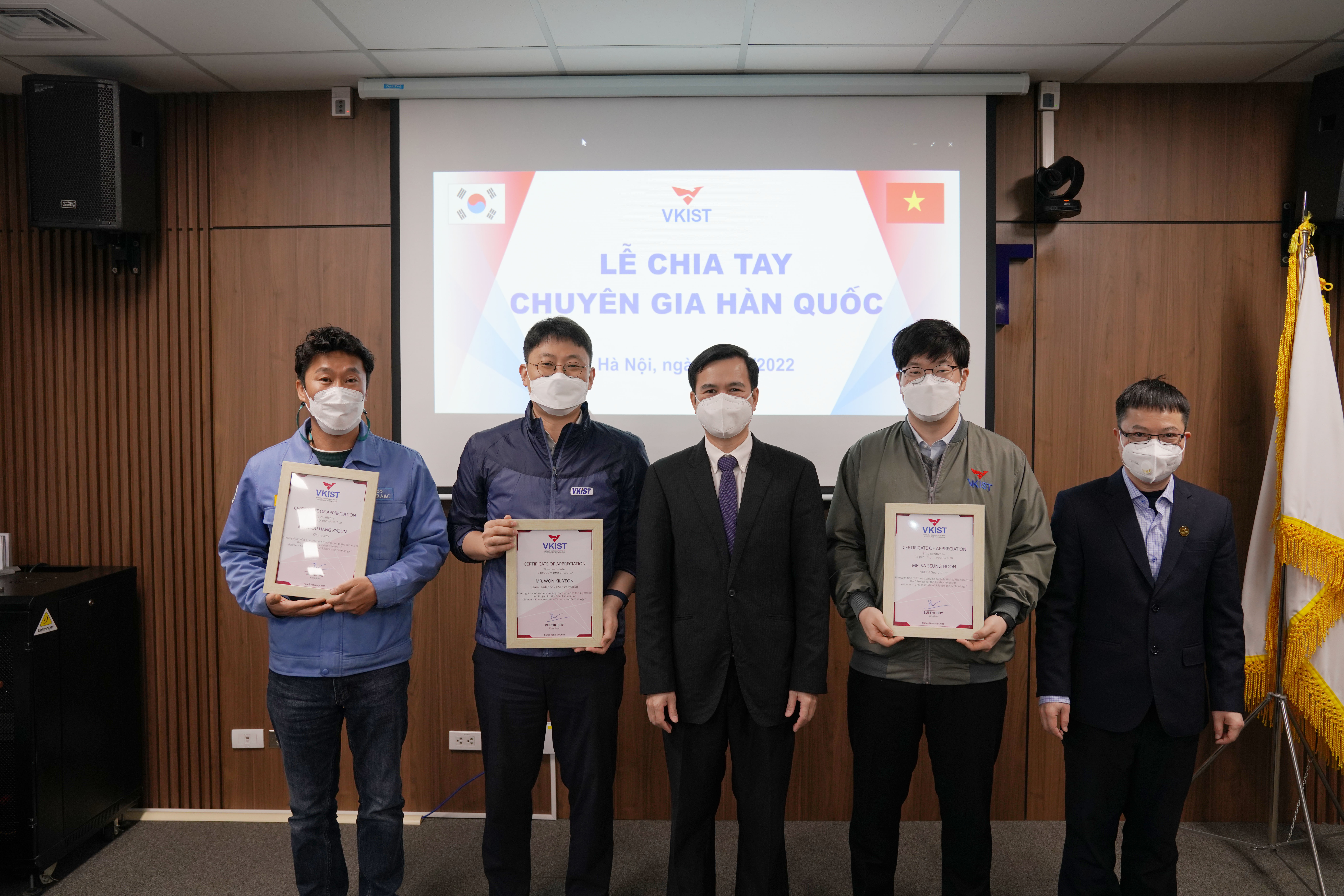 VKIST tổ chức Lễ chia tay chuyên gia Hàn Quốc