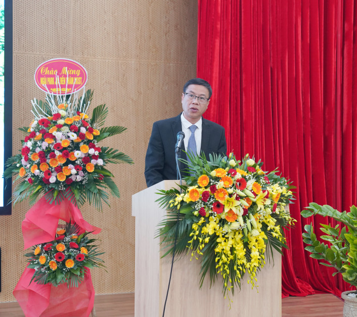 tt-le-xuan-dinh