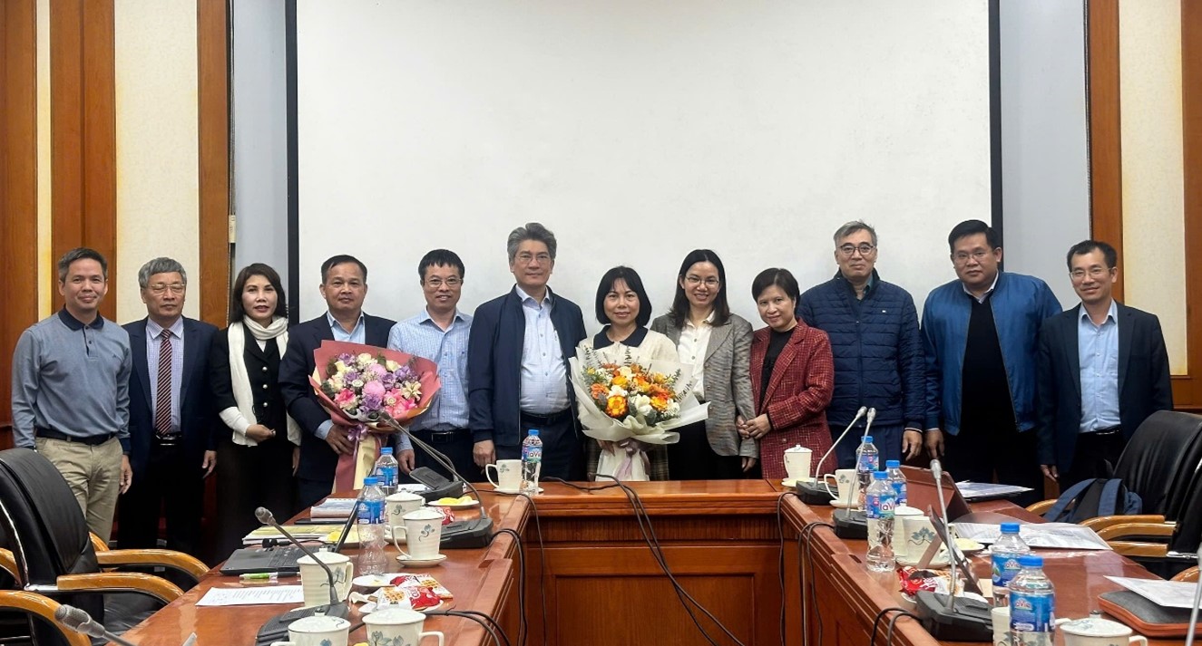 Thông tin kết quả thực hiện nhiệm vụ KHCN theo Nghị định thư “Sàng lọc tác dụng sinh học và xác định thành phần hóa học có hoạt tính của một số loài Đinh lăng (Polyscias) tại Việt Nam”