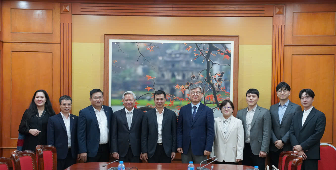 Thúc đẩy phát triển ngành vi mạch bán dẫn và trí tuệ nhân tạo