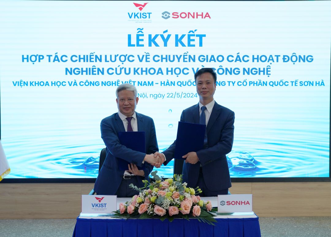 Lễ ký kết Hợp tác chiến lược về chuyển giao các hoạt động nghiên cứu Khoa học và công nghệ giữa Viện VKIST và công ty Cổ phần Quốc tế Sơn Hà
