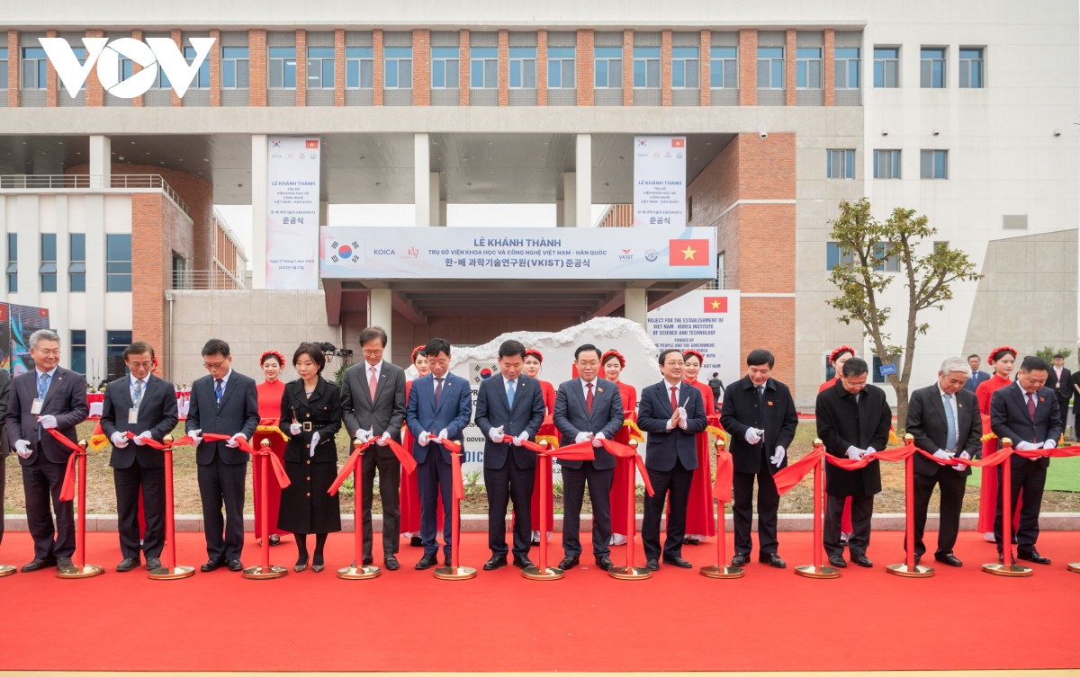 Khánh thành Viện Khoa học và Công nghệ Việt Nam-Hàn Quốc tại Hà Nội