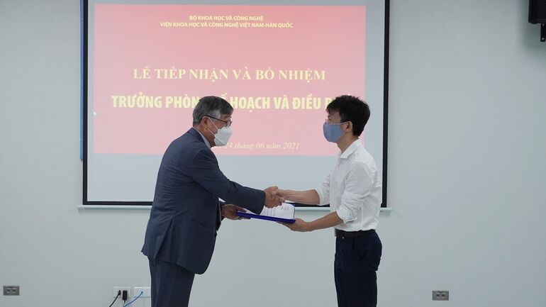 Acceptance and Appointment Ceremony for the Head of Planning and Coordination Division