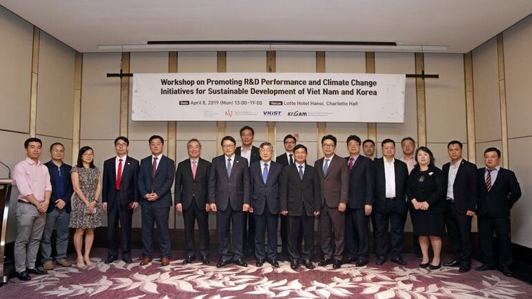 Hội thảo về Nâng cao hiệu quả Nghiên cứu và Triển khai (R&D) và Các sáng kiến về biến đổi khí hậu cho phát triển bền vững của Việt Nam và Hàn Quốc