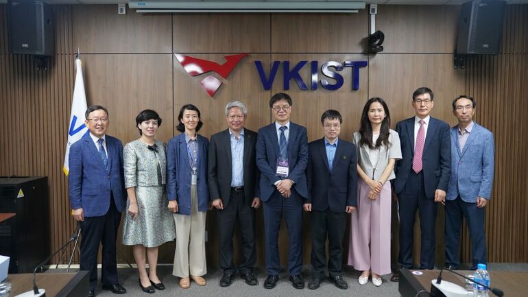 Visit of the delegation from Daejeon City (Korea) at VKIST